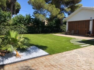 Puntal destaca l’auge de la instal·lació de gespa artificial